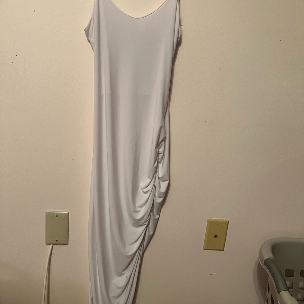 Elegant White Maxi Dress With Left Slit